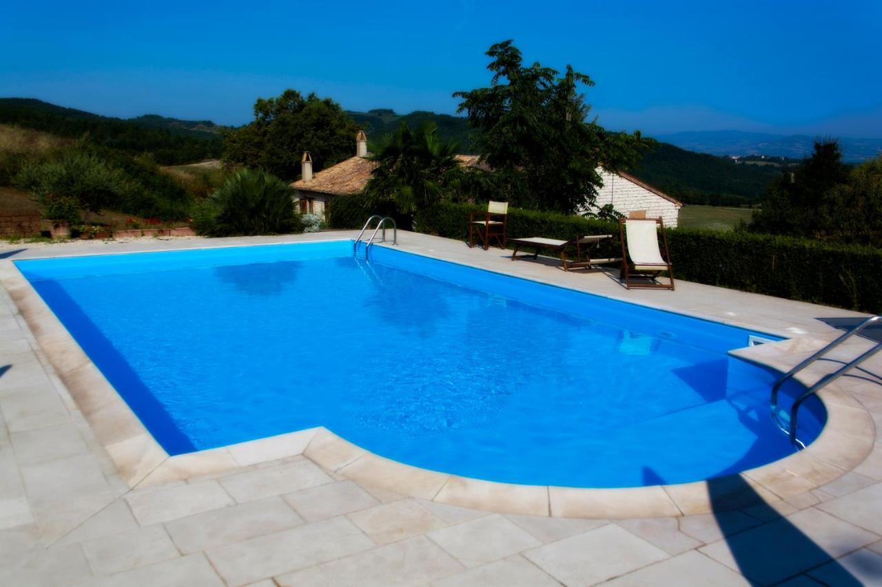 Agriturismo Girolomoni - Locanda Isola del Piano Kültér fotó