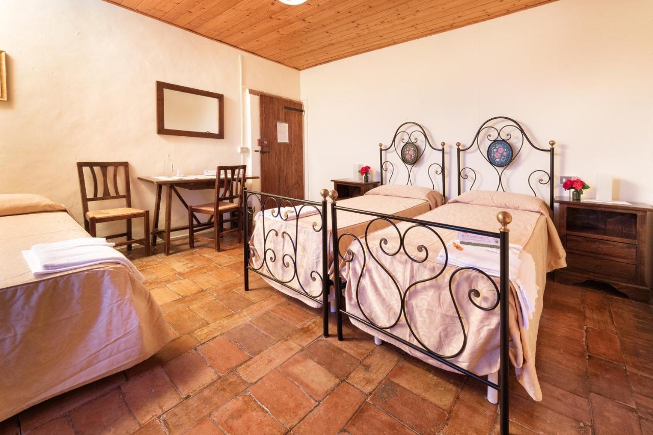 Agriturismo Girolomoni - Locanda Isola del Piano Kültér fotó